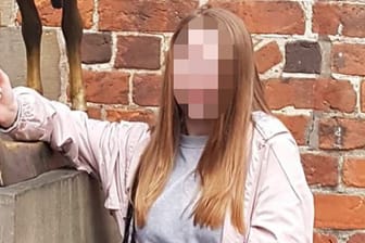 Die 13-jährige Laura wird seit Freitagmorgen vermisst. Eltern und Polizei bitten um Mithilfe bei der Fahndung nach dem Mädchen.