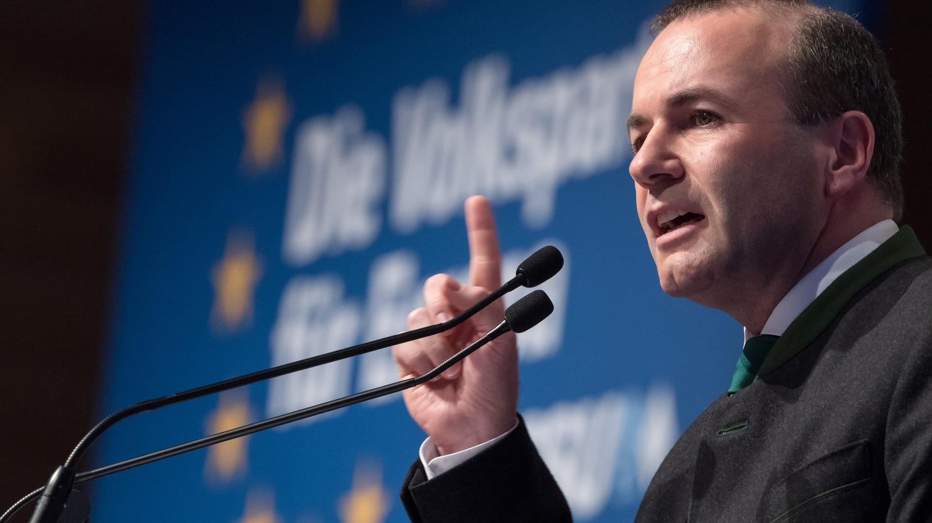 Bayern, Passau: Manfred Weber, CSU-Europapolitiker und Fraktionsvorsitzender der Europäischen Volkspartei, spricht beim Politischen Aschermittwoch der CSU.