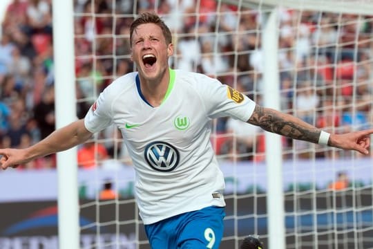 Wolfsburgs Stürmer Wout Weghorst ist von Bondscoach Ronald Koeman für die niederländische Nationalelf nominiert worden.