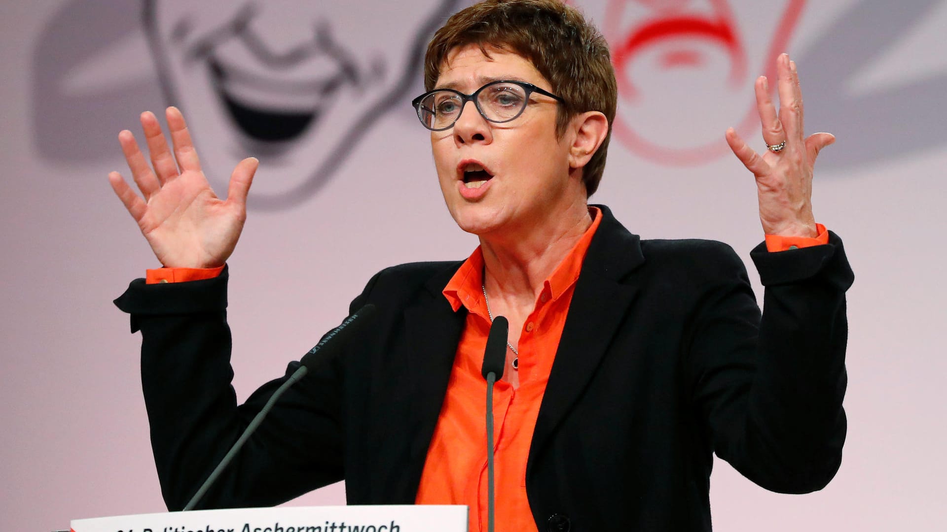 Annegret Kramp-Karrenbauer: Die CDU-Vorsitzende spricht auf dem Politischen Aschermittwoch der CDU in Demmin.