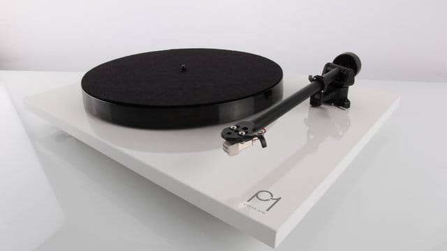 Minimalistisch kommt der Rega Planar 1 (rund 380 Euro) daher.