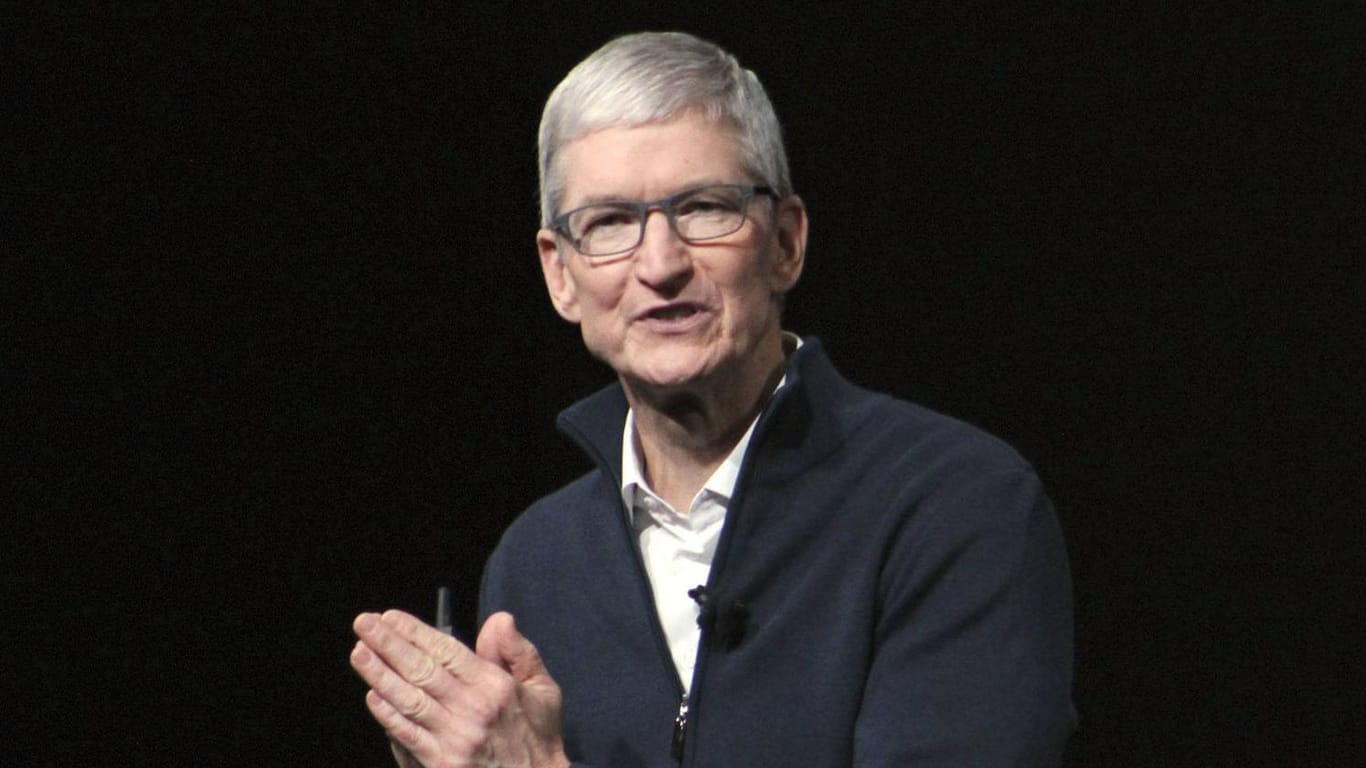 Apple-Chef Tim Cook: Gelingt es dem Konzernchef, das Ruder herumzureißen?