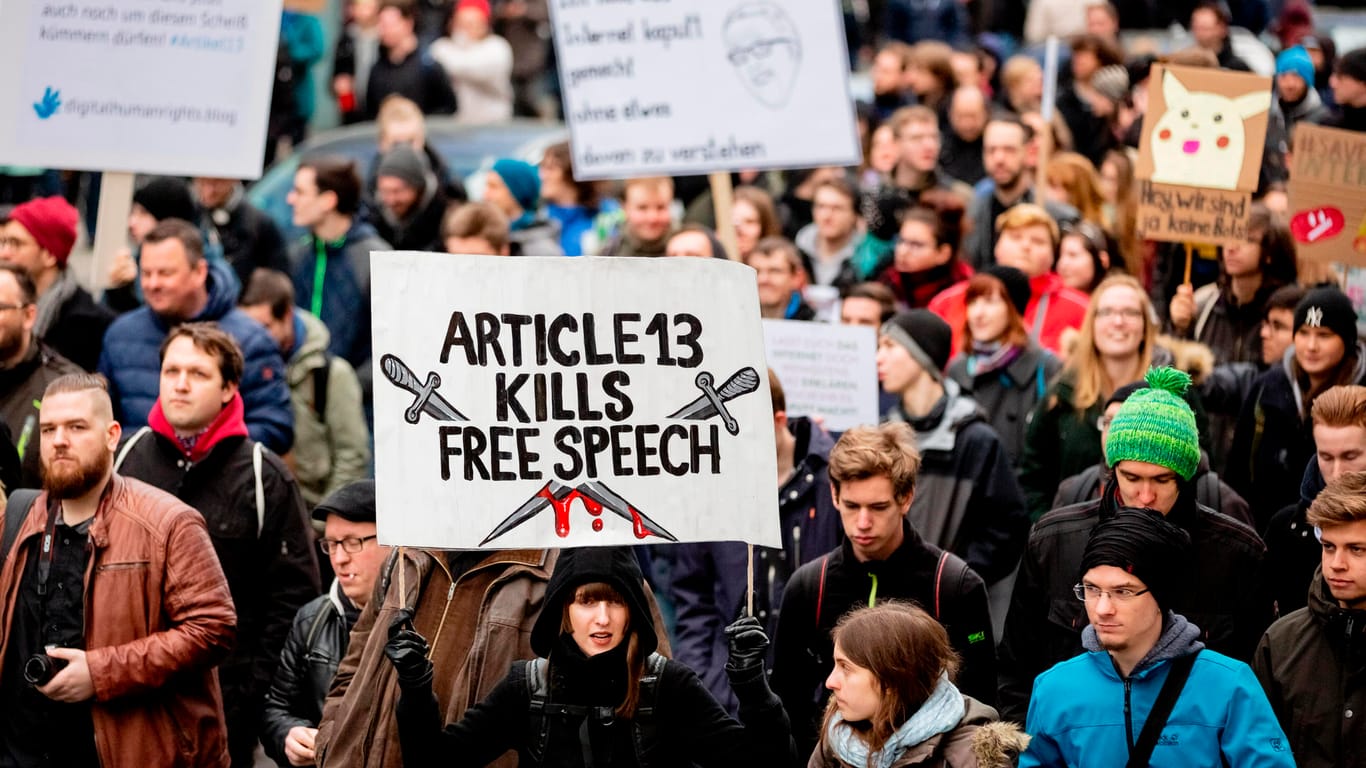 Berlin: Protest gegen Uploadfilter und EU-Urheberrechtsreform