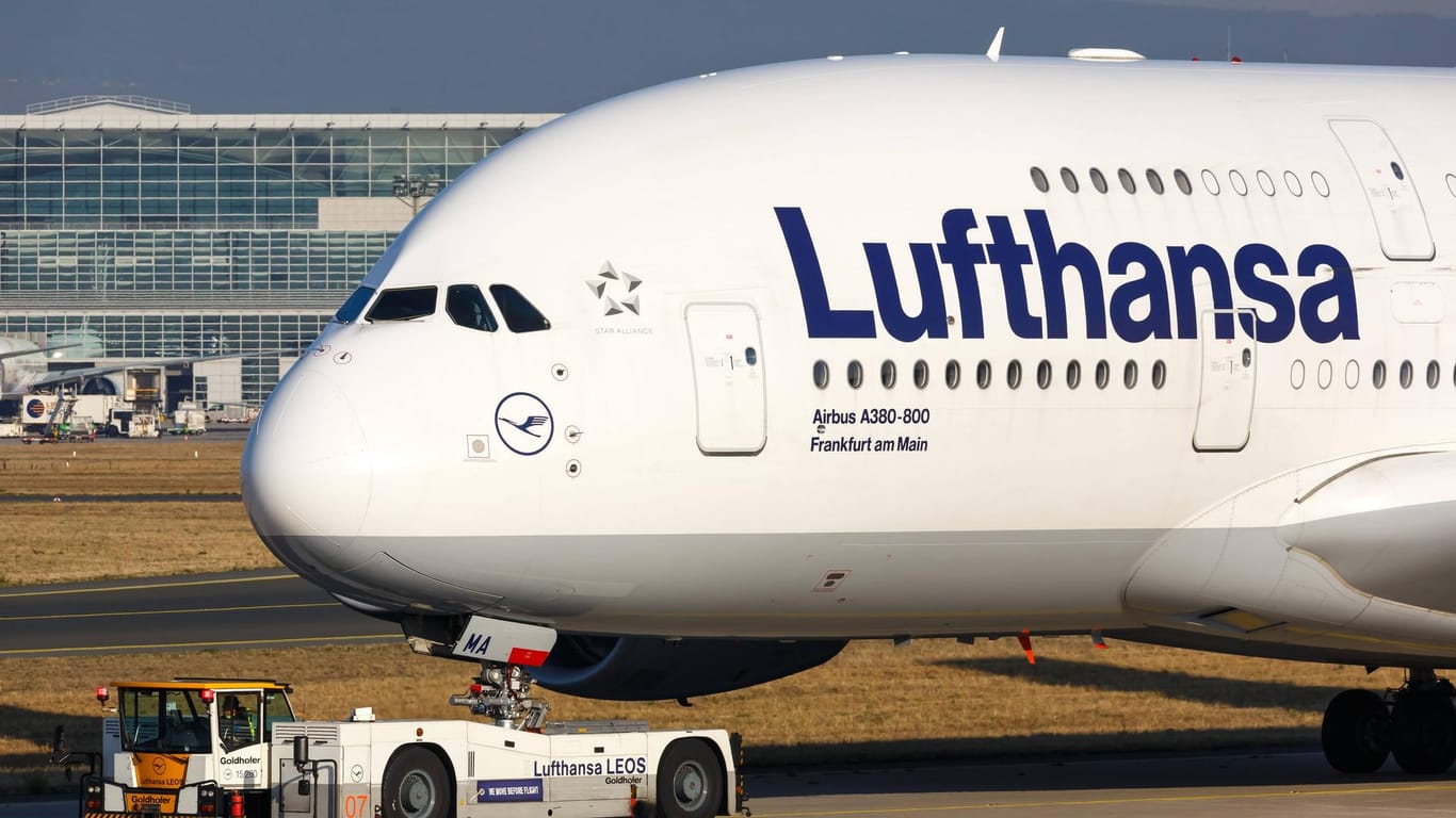 Airbus A380 der Lufthansa: Das für die Entwicklung des Flugzeugs von Deutschland gewährte Darlehen ist erst zu rund einem Drittel zurückgezahlt.