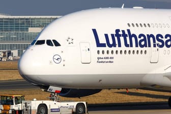 Airbus A380 der Lufthansa: Das für die Entwicklung des Flugzeugs von Deutschland gewährte Darlehen ist erst zu rund einem Drittel zurückgezahlt.