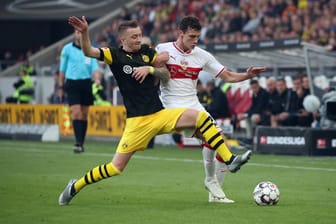 Marco Reus (l.) im Duell mit Benjamin Pavard: Dortmund will gegen Stuttgart die Trendwende einleiten.