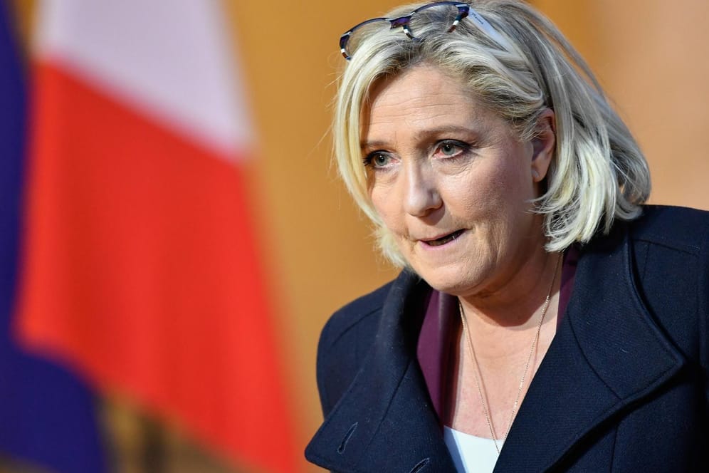 Die französische Rechtsradikale Marine le Pen: Ihre Partei gehört zur Fraktion "Europa der Nationen und der Freiheit" (ENF) im EU-Parlament.