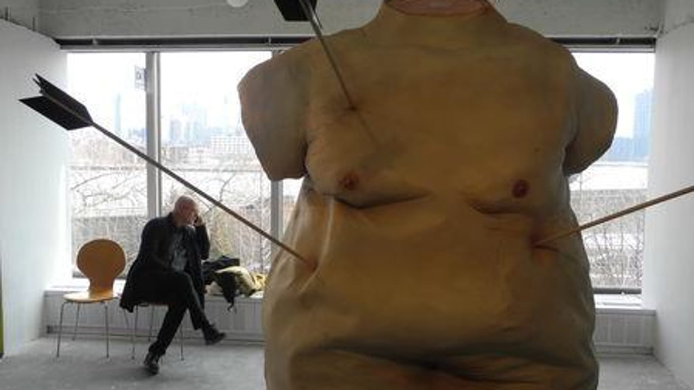 Skulptur "Tipping Point" der Künstler Jen Catron und Paul Outlaw auf der Spring/Break, New York: Trump hat spätestens seit seinem Amtsantritt im Januar 2017 Arbeiten zahlreicher Künstler inspiriert.