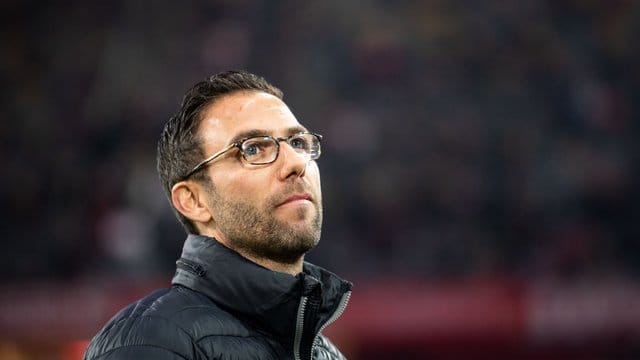 Nürnbergs Interimstrainer Boris Schommers hofft auf Punkte in Hoffenheim. Nürnbergs Interimstrainer Boris Schommers hofft auf Punkte in Hoffenheim.