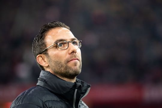 Nürnbergs Interimstrainer Boris Schommers hofft auf Punkte in Hoffenheim.