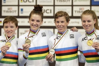 Kelly Catlin (l) bei ihrem WM-Gold 2018 in der Viererverfolgung.