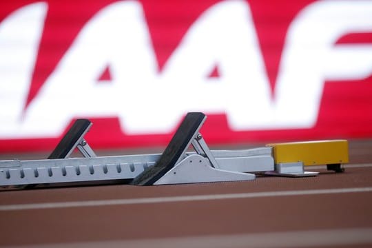 Der Leichtathletik-Weltverband IAAF hat weiteren russischen Leichtathleten Startrecht erteilt.