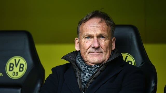 BVB-Geschäftsführer Hans-Joachim Watzke könnte sich mit einer erweiterten Club-WM anfreunden. BVB-Geschäftsführer Hans-Joachim Watzke könnte sich mit einer erweiterten Club-WM anfreunden.