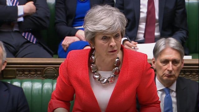 Premierministerin Theresa May spricht vor der Abstimmung im britischen Parlament. Premierministerin Theresa May spricht vor der Abstimmung im britischen Parlament.