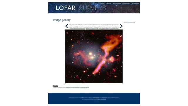 Der neu entdeckte Galaxienhaufen Abell 1314: Radiostrahlung von schnellen kosmischen Elektronen erscheint in Rot und Rosa. Der neu entdeckte Galaxienhaufen Abell 1314: Radiostrahlung von schnellen kosmischen Elektronen erscheint in Rot und Rosa.