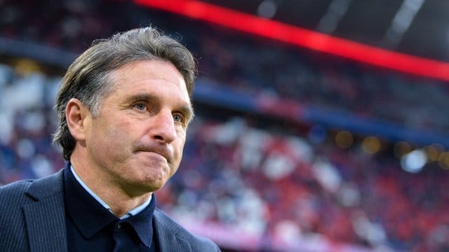 Trainer Bruno Labbadia wird den VfL Wolfsburg zum Saisonende verlassen. Trainer Bruno Labbadia wird den VfL Wolfsburg zum Saisonende verlassen.