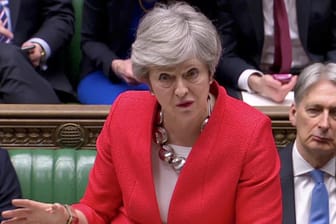 Theresa May spricht im Parlament: Bis zuletzt warb sie für ihren Brexit-Deal.