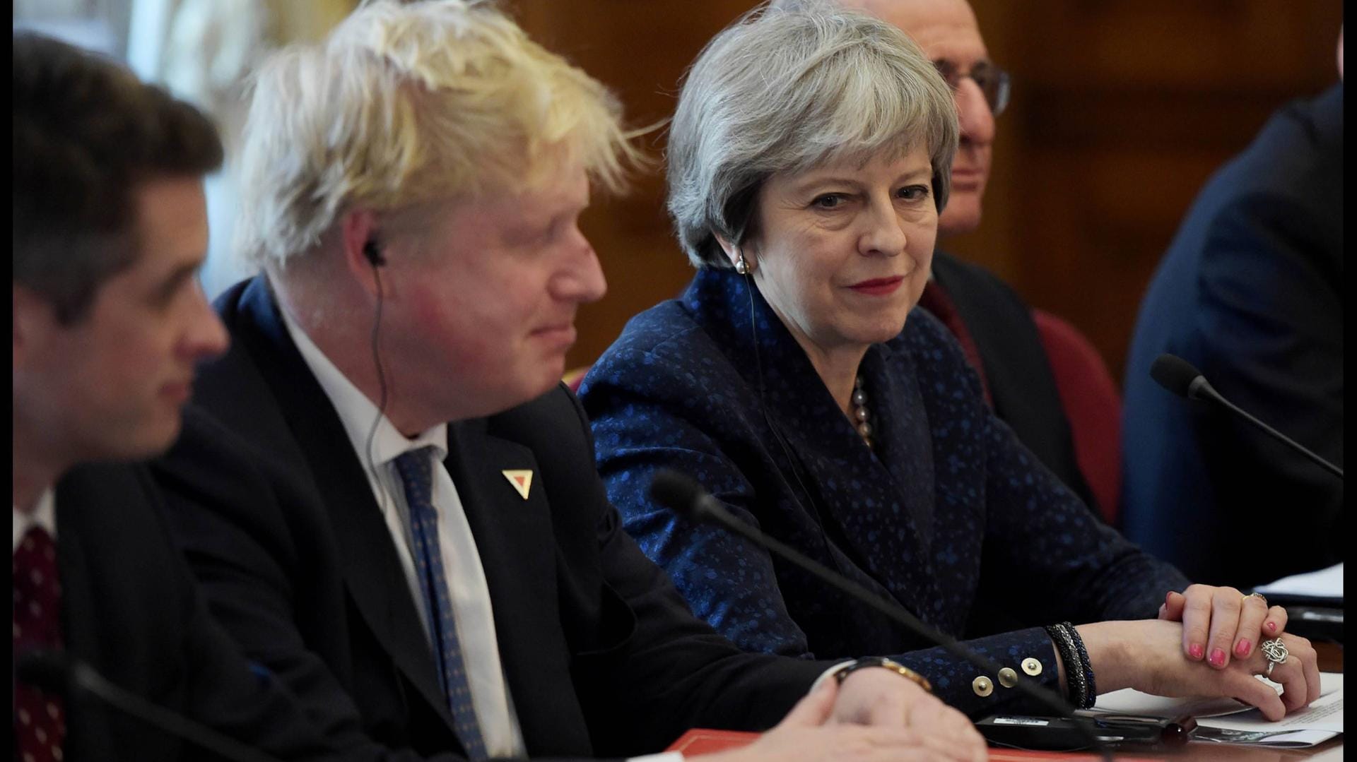 Der ehemalige britische Außenminister Boris Johnson und Theresa May. (Archivbild)