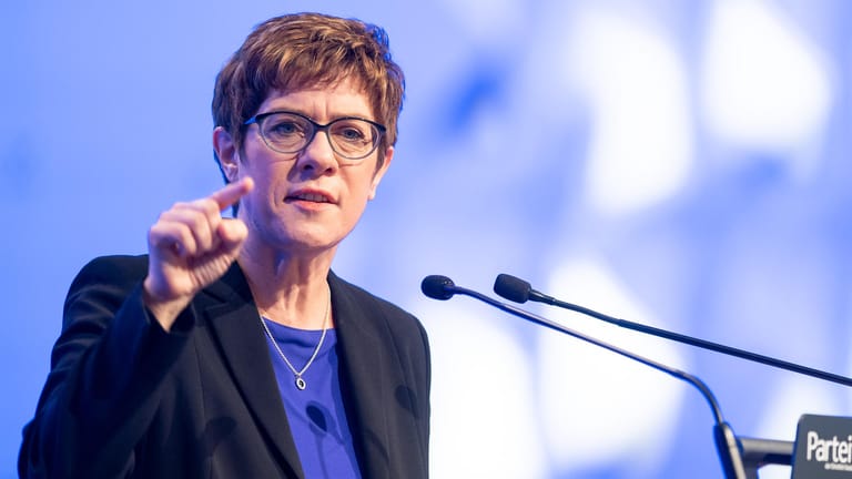 Annegret Kramp-Karrenbauer: Die CDU-Chefin plant weitreichende Änderungen im Adenauer-Hause.