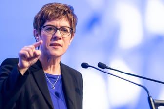 Annegret Kramp-Karrenbauer: Die CDU-Chefin plant weitreichende Änderungen im Adenauer-Hause.
