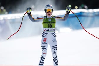 Großer Jubel im Ziel: Nach über einem Jahr gewinnt Viktoria Rebensburg wieder ein Weltcuprennen.