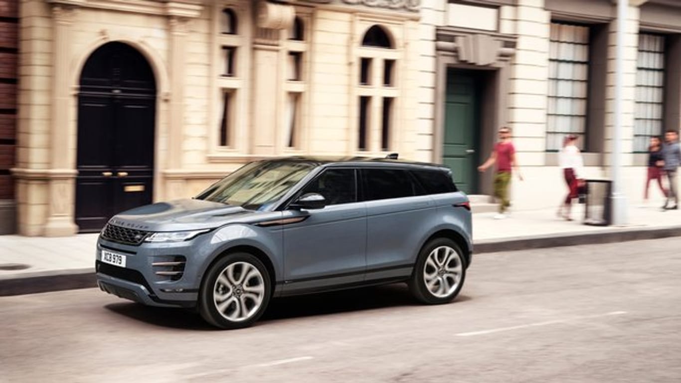 Zweite Runde: Die neue Generation seines Geländewagens Evoque bringt Land Rover im April in den Handel.