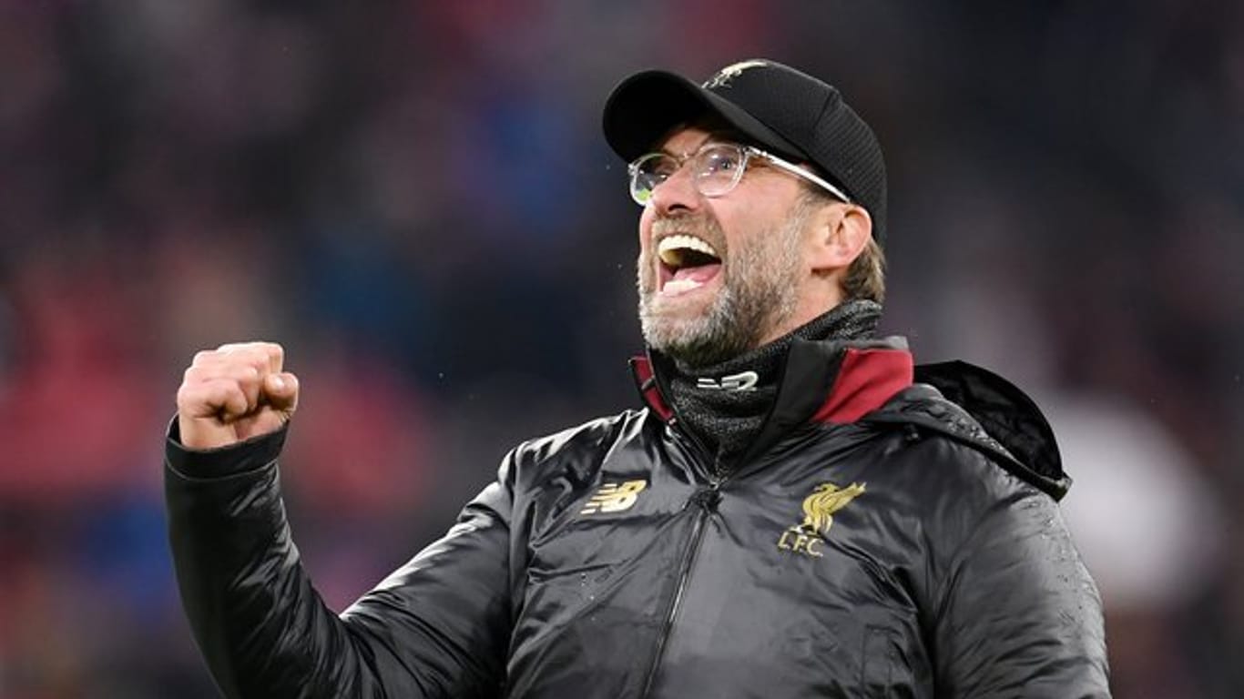 Liverpool-Trainer Jürgen Klopp jubelt nach dem Sieg beim FC Bayern.
