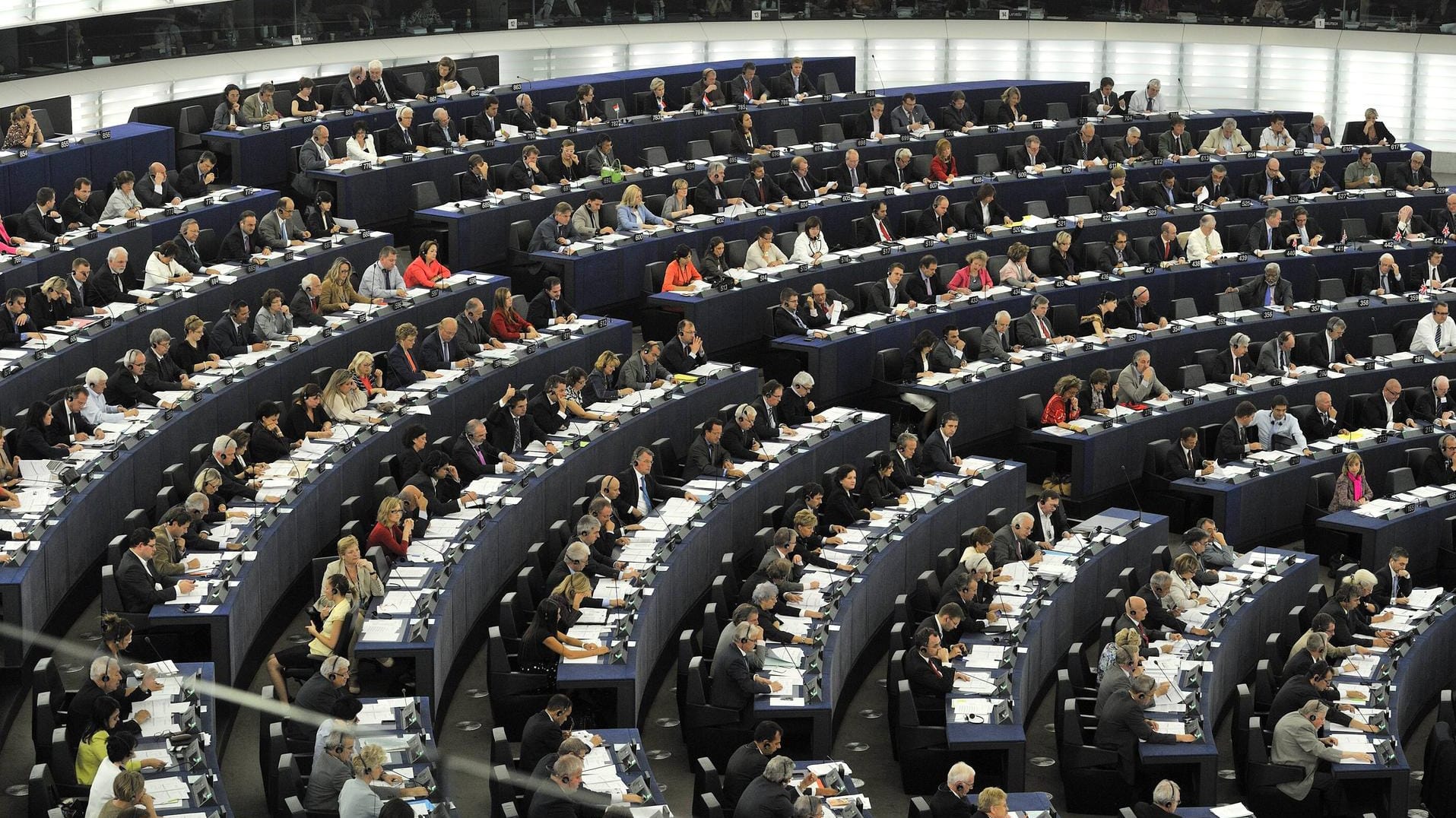 Plenarsaal des Europäischen Parlaments (Symbolbild): Die Abgeordneten lehnen Verhandlungen mit den USA über weiteren Handel ab