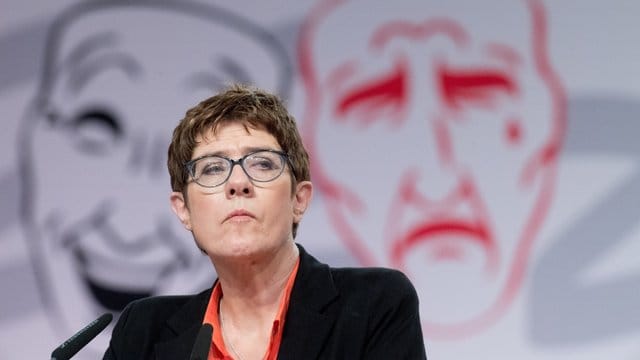 Ihre Beliebtheitswerte sind eingebrochen: CDU-Chefin Annegret Kramp-Karrenbauer. Ihre Beliebtheitswerte sind eingebrochen: CDU-Chefin Annegret Kramp-Karrenbauer.