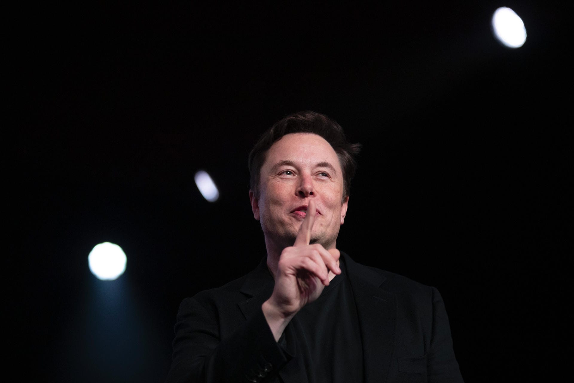 Elon Musk: Der Tesla-Gründer kündigt den Marktstart seines neuen Modells für den Herbst 2020 an.
