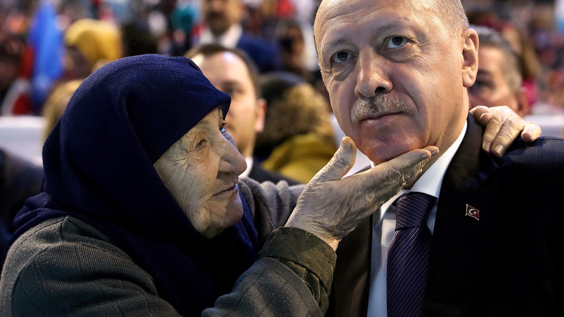 Seit den Gezi-Protesten 2013 und dem Putschversuch 2016 geht der türkische Präsident Recep Tayyip Erdogan mit Härte gegen Kritiker vor. Seit den Gezi-Protesten 2013 und dem Putschversuch 2016 geht der türkische Präsident Recep Tayyip Erdogan mit Härte gegen Kritiker vor.
