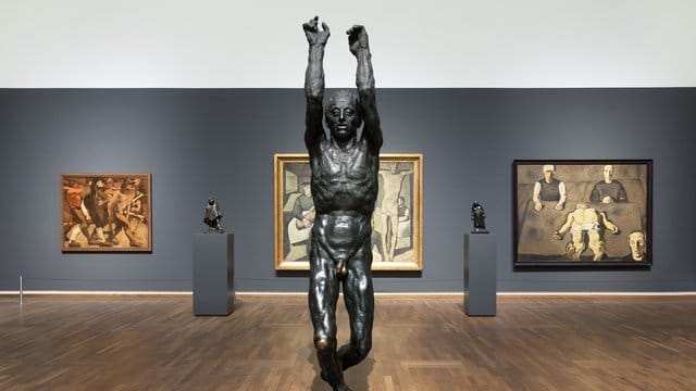 Die Bronze-Skulptur "Der brennende Mensch (Du brennst und verbrennst)", von Anton Hanak (1875-1934) in der neu konzipierten Dauerausstellung "Wien 1900. Die Bronze-Skulptur "Der brennende Mensch (Du brennst und verbrennst)", von Anton Hanak (1875-1934) in der neu konzipierten Dauerausstellung "Wien 1900.