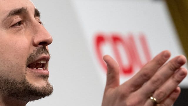 Die Einigung der CDU-Experten sieht vor, dass grundsätzlich alle Inhalte hochgeladen werden können. Die Einigung der CDU-Experten sieht vor, dass grundsätzlich alle Inhalte hochgeladen werden können.