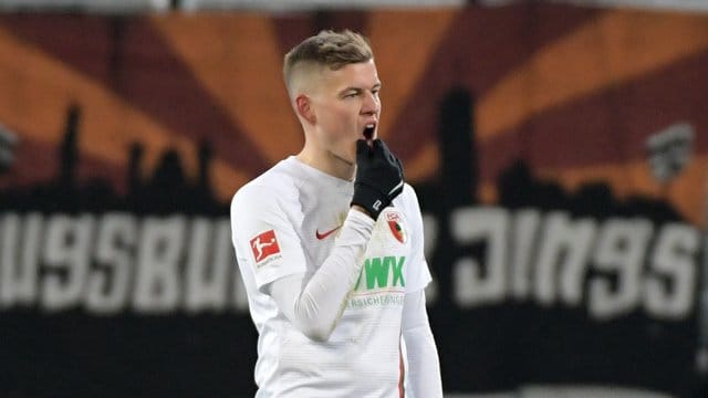 Gibt im Heimspiel vom FC Augsburg gegen Hannover 96 sein Comeback: Alfred Finnbogason. Gibt im Heimspiel vom FC Augsburg gegen Hannover 96 sein Comeback: Alfred Finnbogason.