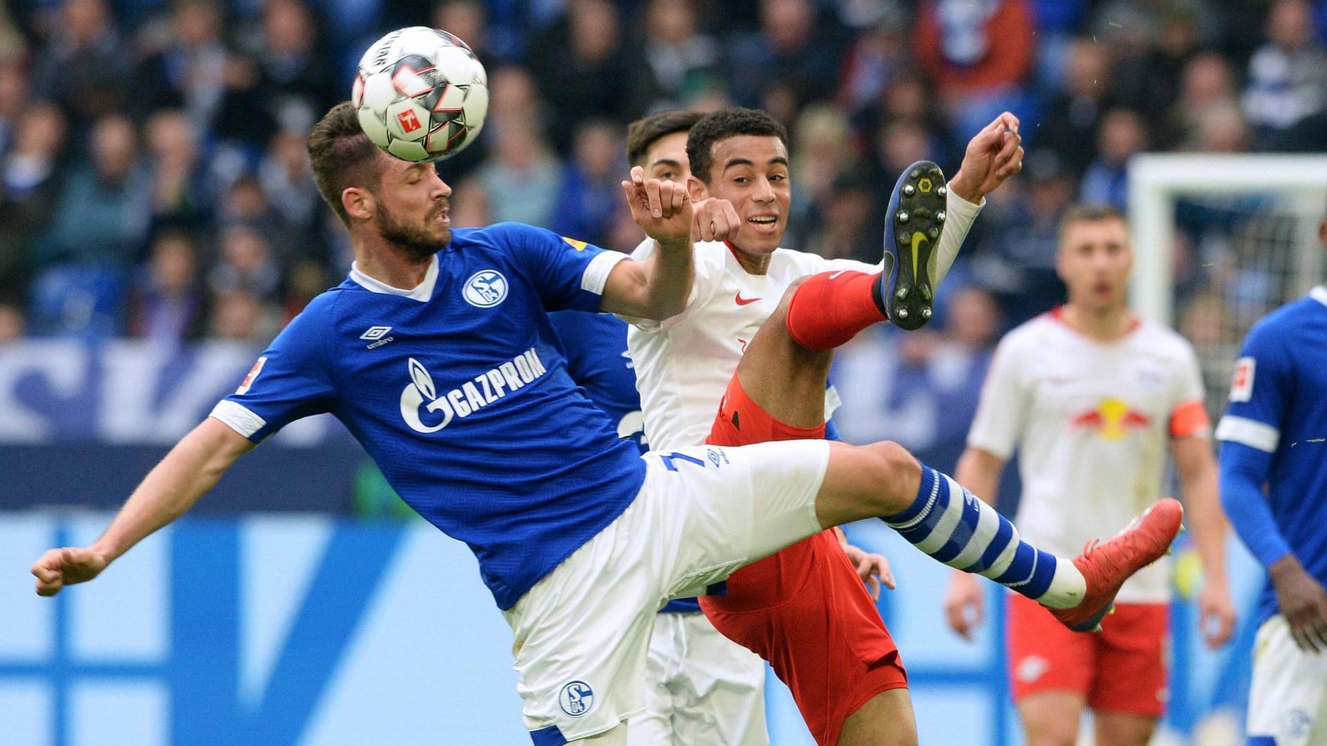 Mark Uth verlor mit seinen Schalkern 0:1 gegen RB Leipzig.