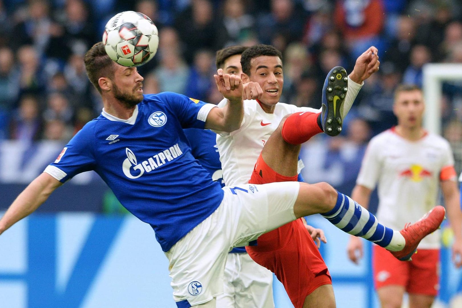 Mark Uth verlor mit seinen Schalkern 0:1 gegen RB Leipzig.