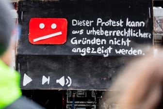 Protest gegen Uploadfilter und EU-Urheberrechtsreform: Die CDU hat einen Vorschlag vorgelegt, wie die EU-Reform in Deutschland umgesetzt werden könnte.
