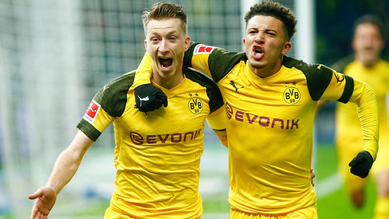 Marco Reus und Jadon Sancho feierten in der Nachspielzeit den Treffer zum 3:2 für den BVB.