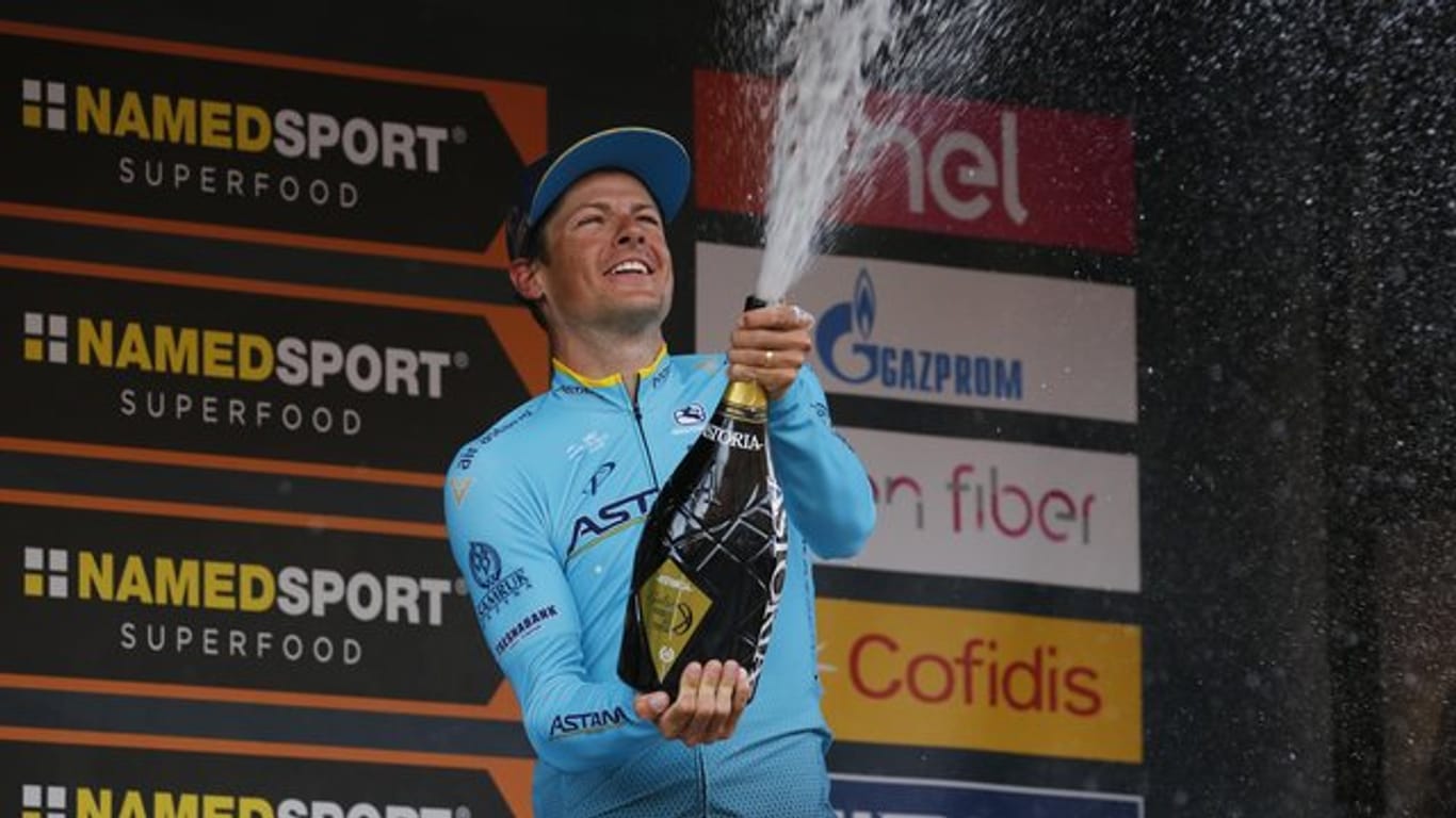 Der Däne Jakob Fuglsang vom Team Astana gewinnt die Etappe.