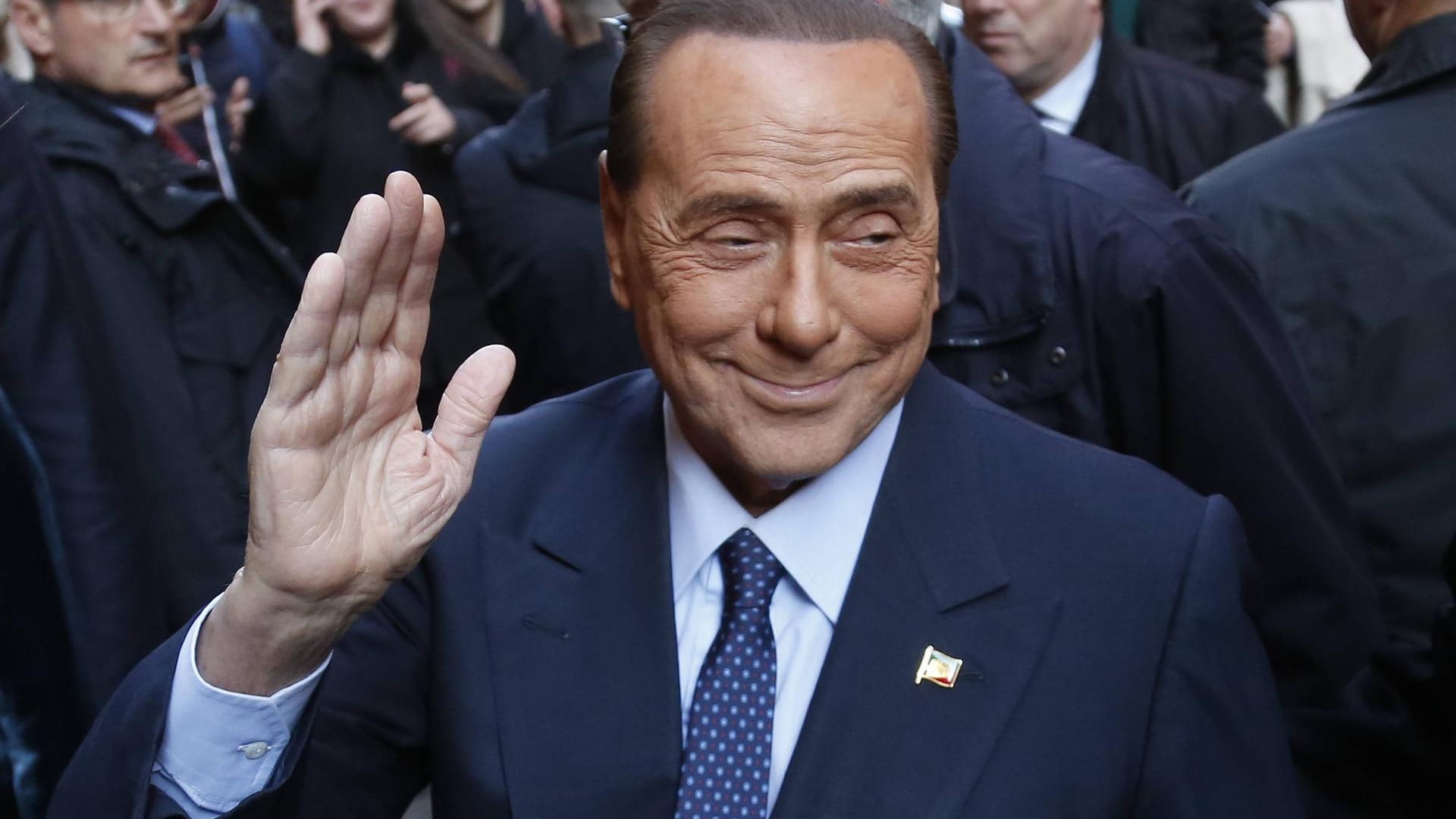 Italiens ehemaliger Premierminister Silvio Berlsuconi: "Ich habe diese Person niemals kennengelernt und auch nie mit ihr geredet."