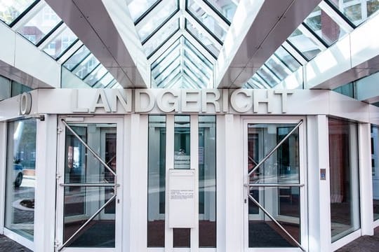 Der Eingang des Landgerichts Münster.