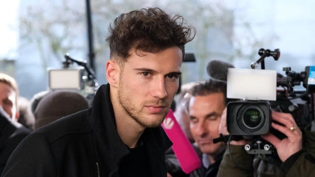 Einer der jungen Spieler, die nun Verantwortung übernehmen sollen: Leon Goretzka. Einer der jungen Spieler, die nun Verantwortung übernehmen sollen: Leon Goretzka.