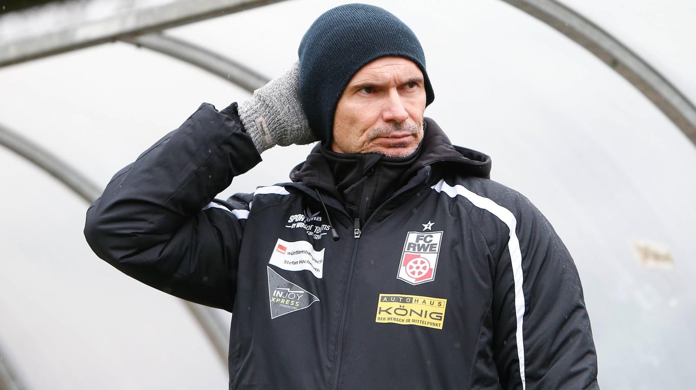 Zurzeit Trainer beim FC Rot-Weiss Erfurt in der Regionalliga-Nordost: Ex-Nationalspieler Thomas Brdaric.