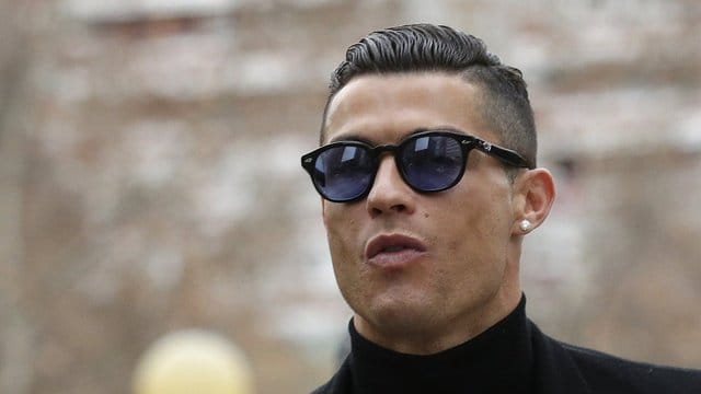 Volles Haar: Fußballprofi Cristiano Ronaldo.