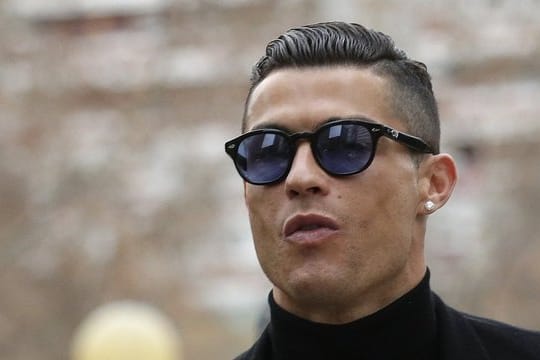 Volles Haar: Fußballprofi Cristiano Ronaldo.