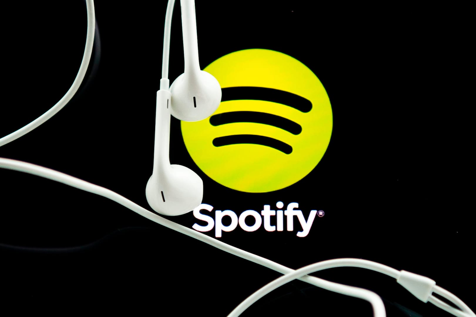 Spotify-App auf einem Tablet: Apple weist Wettbewerbsvorwürfe von Spotify zurück.