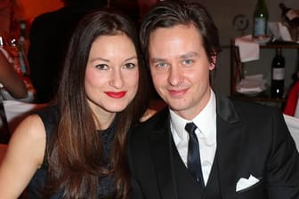 Annie Mosebach und Tom Schilling: Sie sind jetzt Mann und Frau.