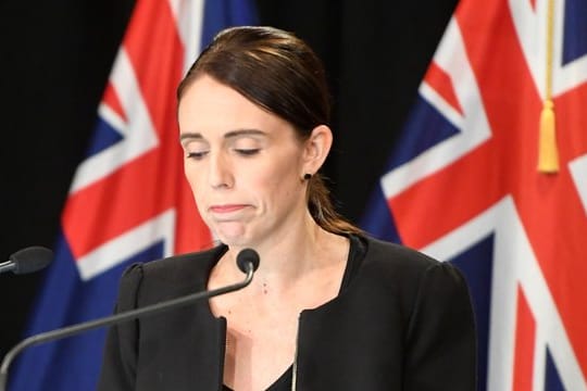 Jacinda Ardern, Premierministerin von Neuseeland, auf einer Pressekonferenz nach dem Massaker von Christchurch.