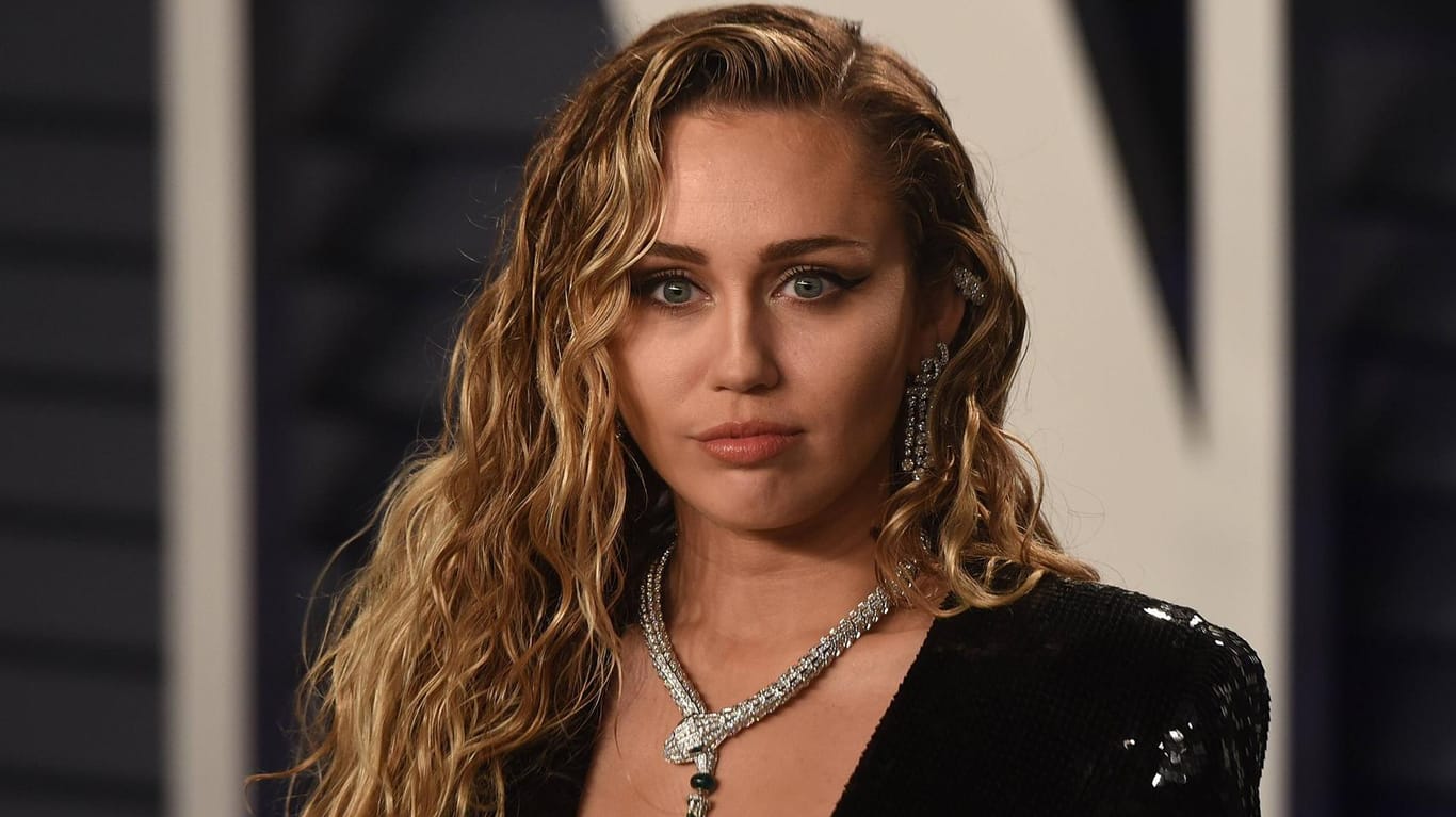 Miley Cyrus: Die Sängerin präsentiert sich gerne mal freizügig im Netz.