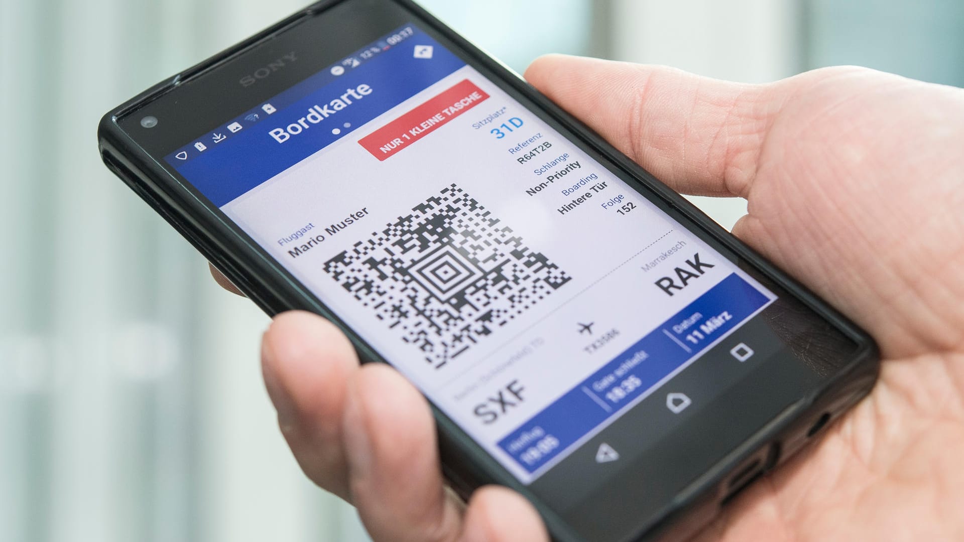 Mobile Bordkarte: Nicht immer ist die digitale Version des Flugtickets die beste Wahl.